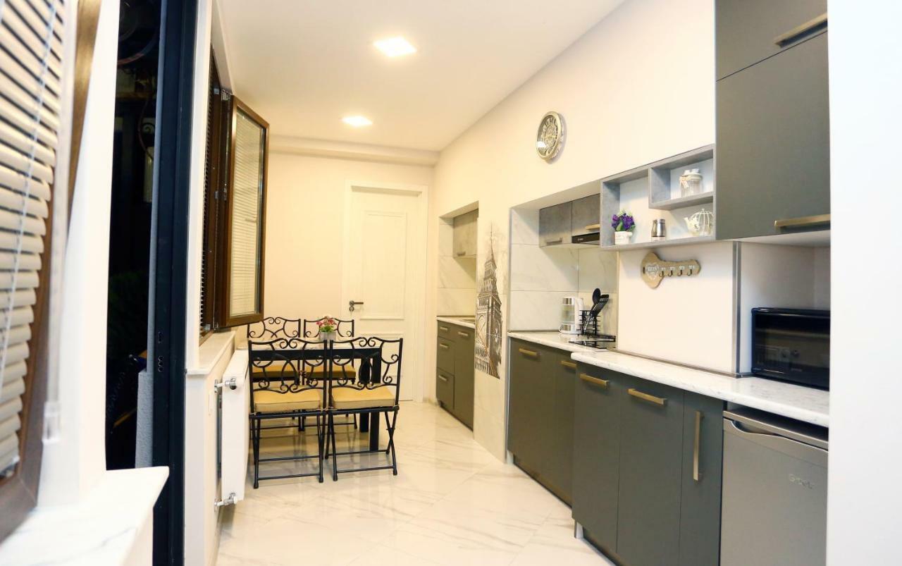 Old Corner Διαμέρισμα Τυφλίδα Εξωτερικό φωτογραφία